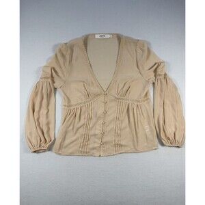 ASTR The Label Beige Long Sleeve Button Front Blouse Women’s Size Medium NWOT